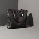 Minimal tote bag Jaxsen Black Pepper advertising 02