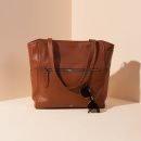 Minimal tote bag Jaxsen Cinnamon advertising 03